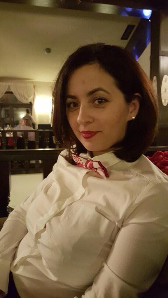 Camelia, the artist behind the handcrafted Christmas decorations